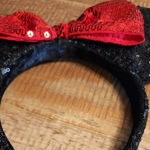 Mini Mouse Sequined Ears in Adult Size EUC - Picture 5 of 10